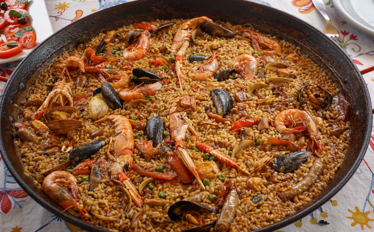 Lekker smikkelen van een authentieke paella