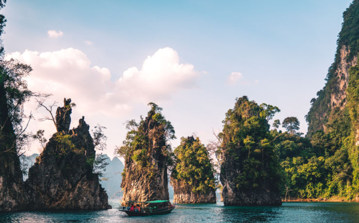 Boek zeker een rondreis per boot in Thailand